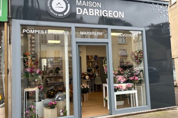 Joigny2028629 Photo de l'agence Pompes Funèbres Dabrigeon Joigny - Joigny
